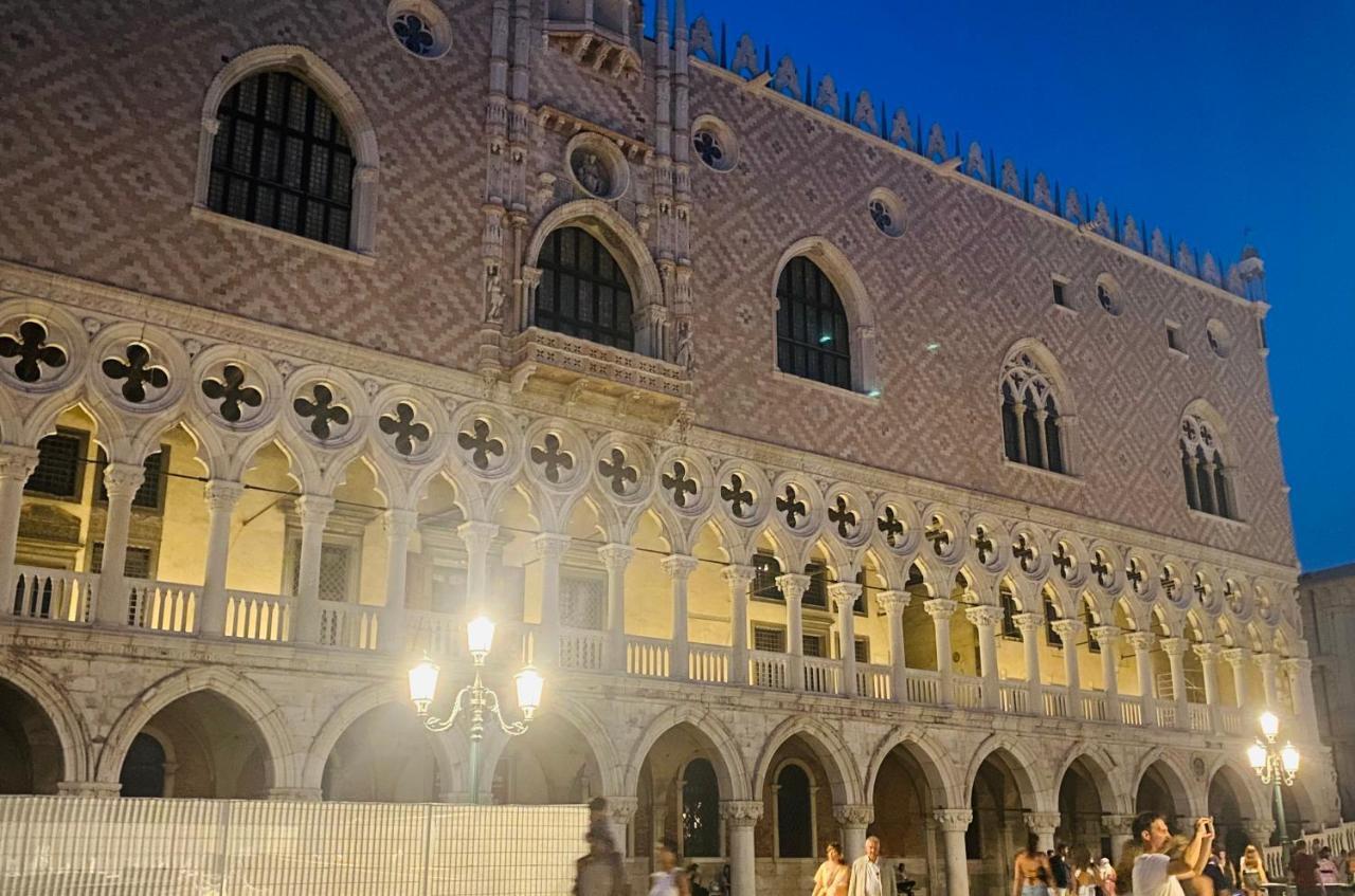 Multiproprieta Venezia Apartment Екстериор снимка